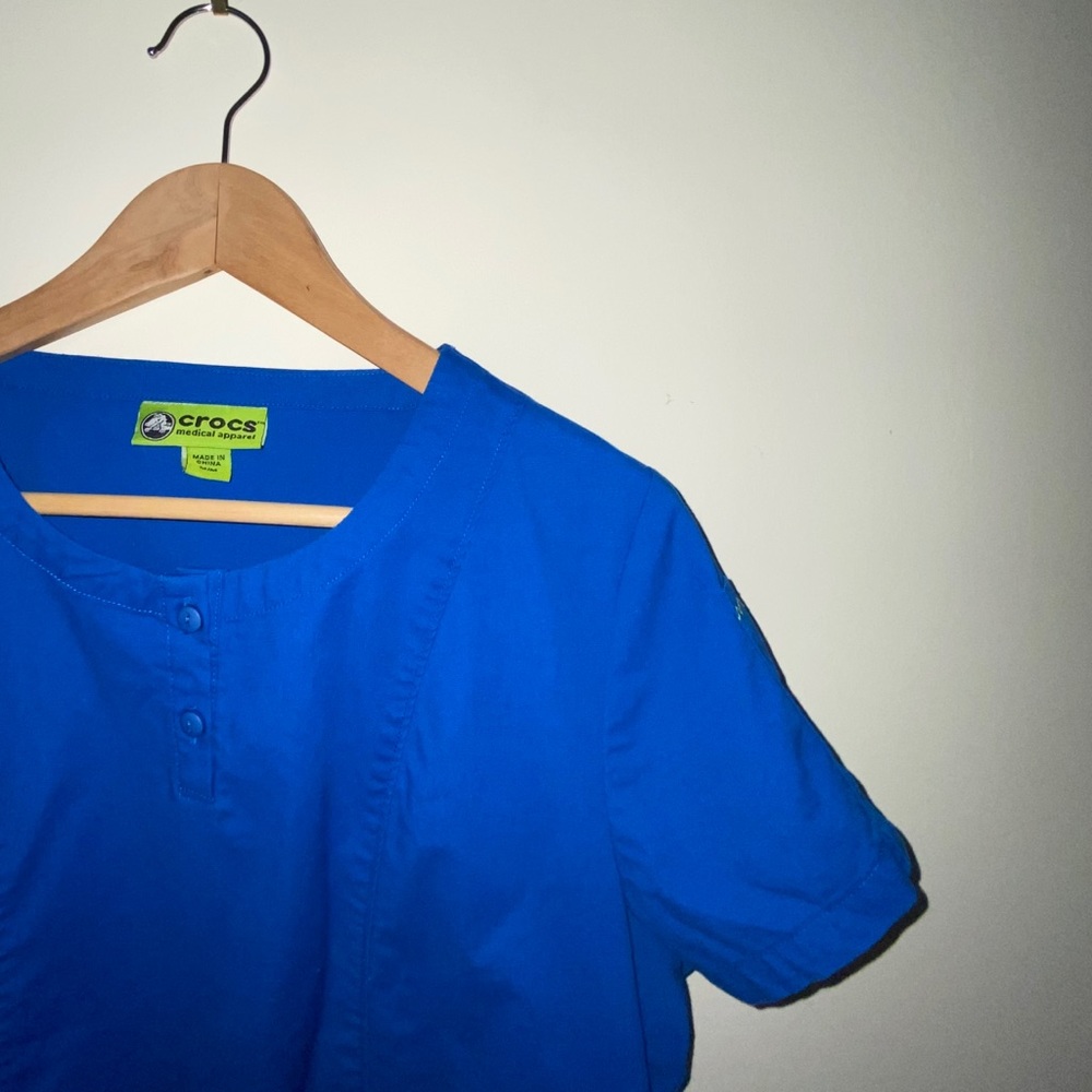 CROCS Scrub Top